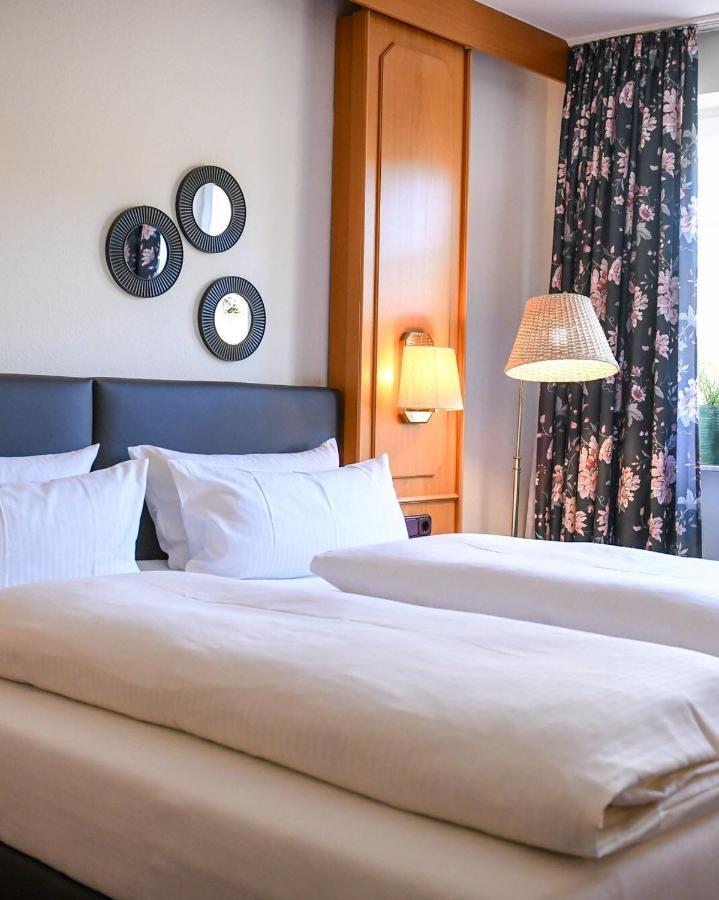 Hotel Mainblick Garni Марктхайденфельд Экстерьер фото